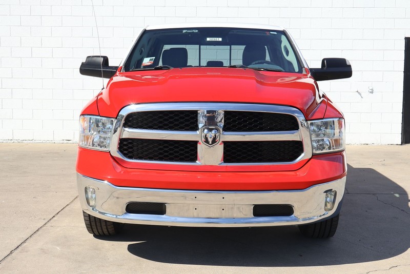 Ram 1500 Vehicle Full-screen Gallery Image 03