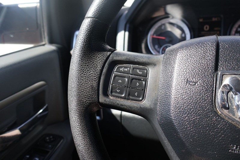 Ram 1500 Vehicle Full-screen Gallery Image 24