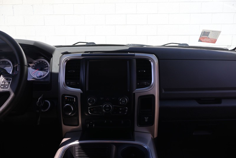 Ram 1500 Vehicle Full-screen Gallery Image 26