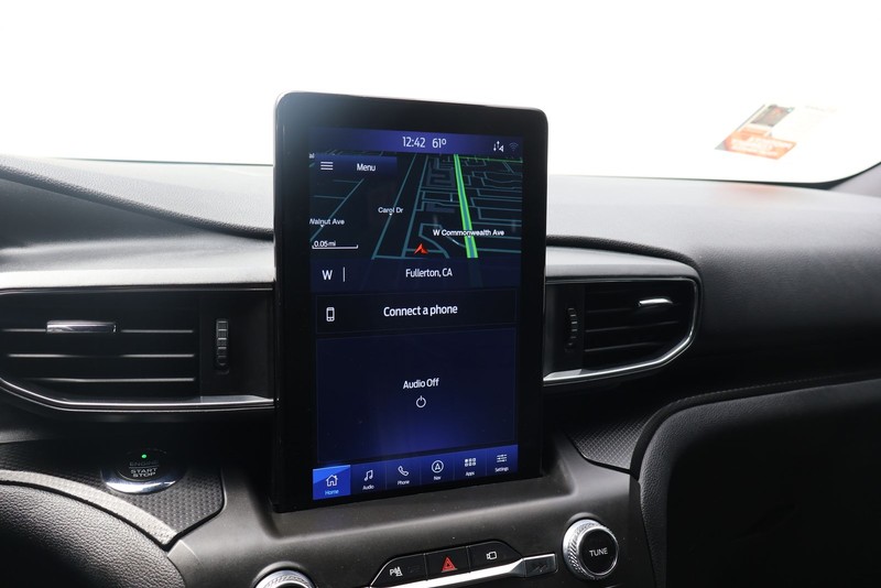 Ford Explorer Vehicle Full-screen Gallery Image 32