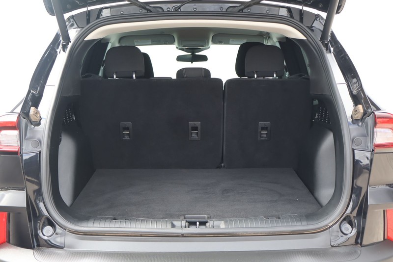 Ford Escape Vehicle Full-screen Gallery Image 08