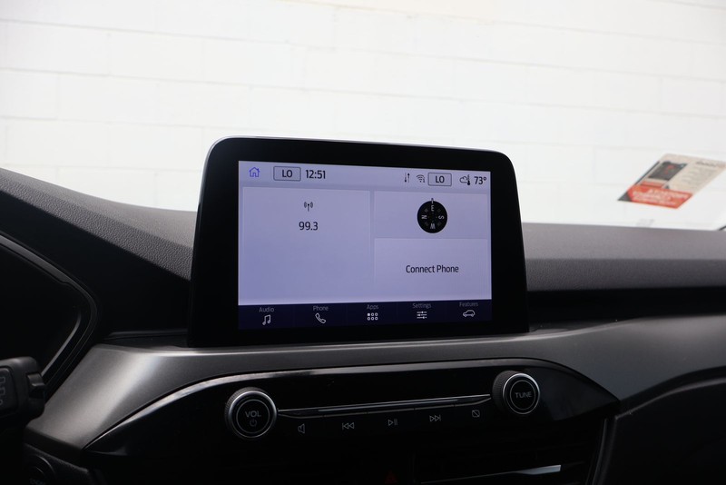 Ford Escape Vehicle Full-screen Gallery Image 29