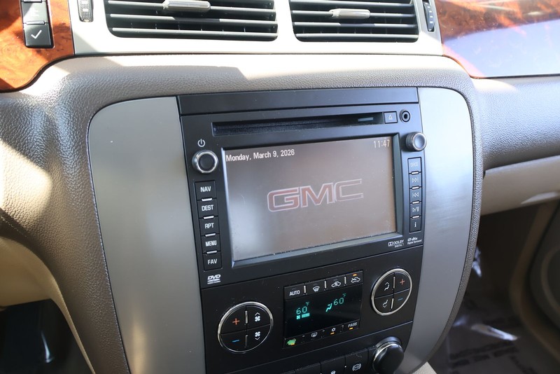 GMC Sierra 2500HD Vehicle Full-screen Gallery Image 29