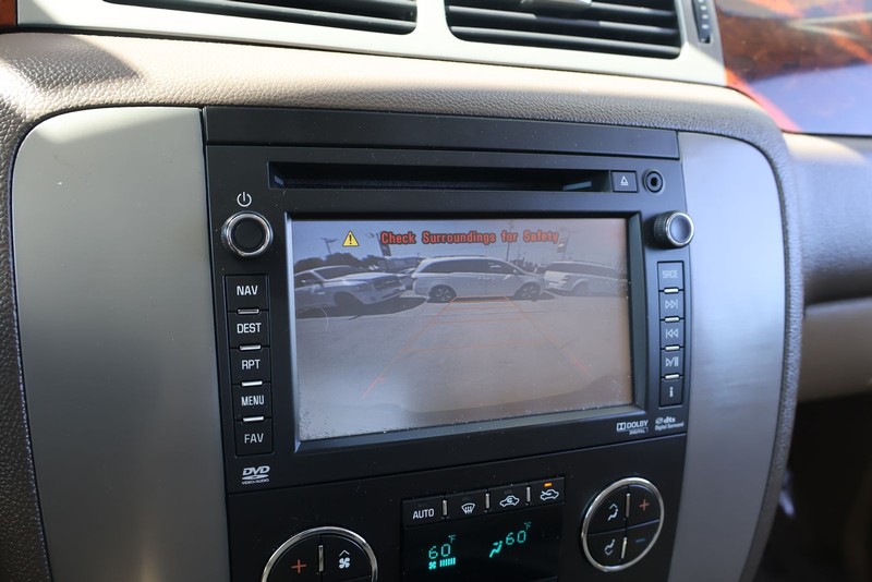 GMC Sierra 2500HD Vehicle Full-screen Gallery Image 30