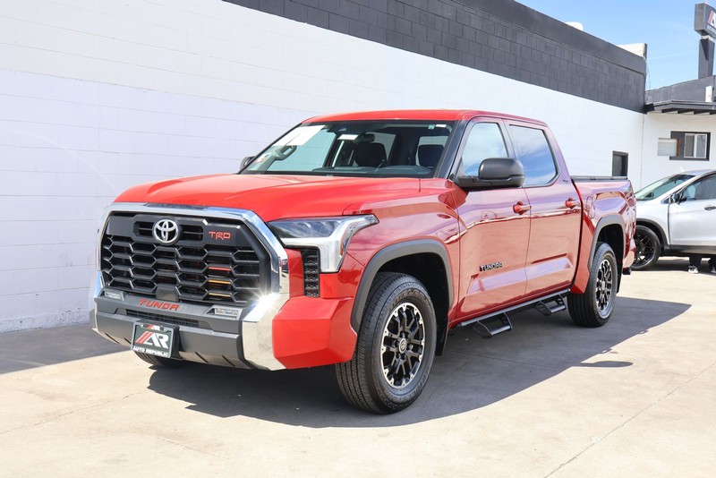 Toyota Tundra Vehicle Full-screen Gallery Image 11