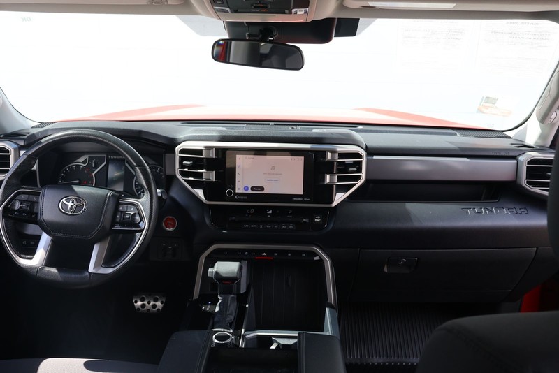 Toyota Tundra Vehicle Full-screen Gallery Image 22