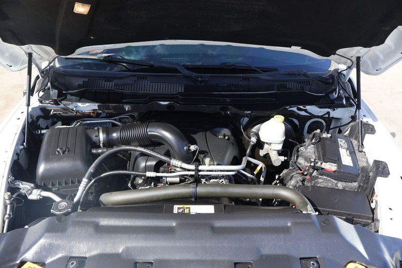 Ram 1500 Vehicle Full-screen Gallery Image 12