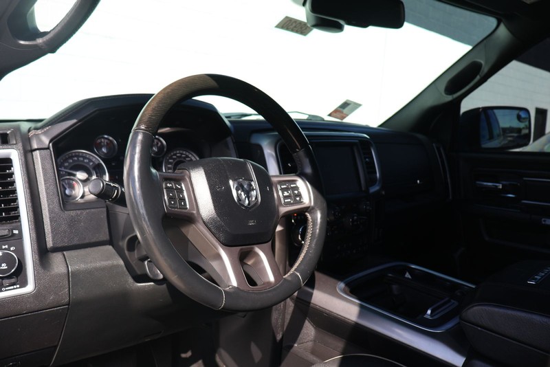 Ram 1500 Vehicle Full-screen Gallery Image 17