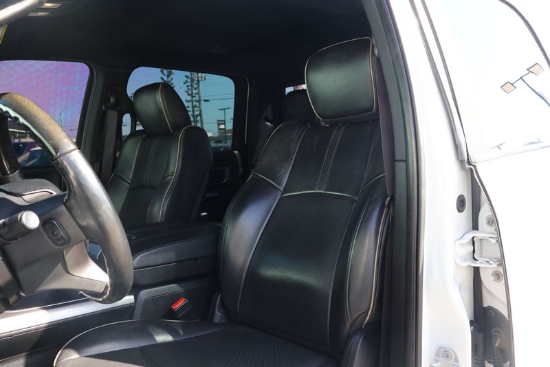 Ram 1500 Vehicle Full-screen Gallery Image 18