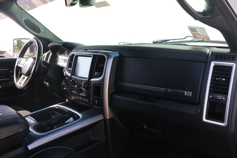 Ram 1500 Vehicle Full-screen Gallery Image 20