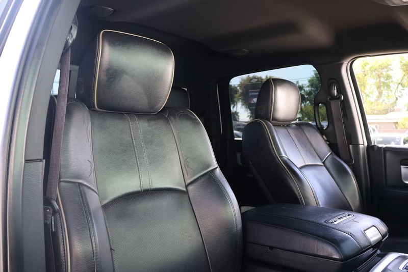 Ram 1500 Vehicle Full-screen Gallery Image 21