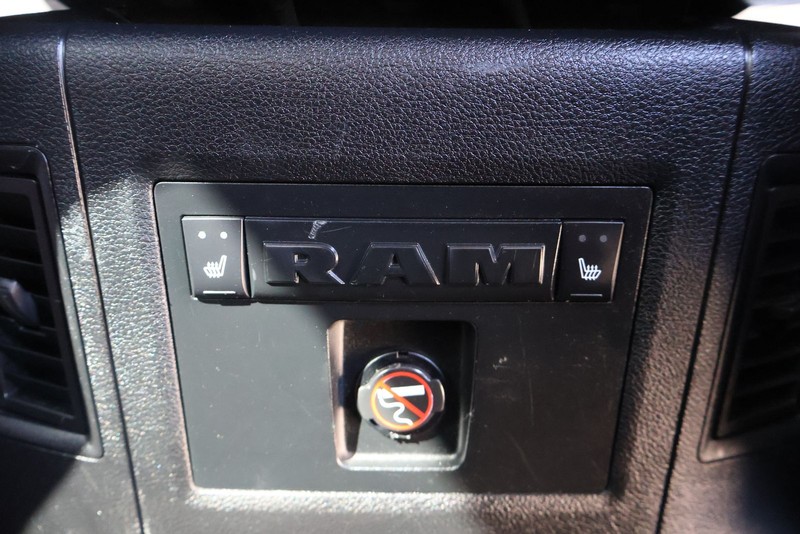 Ram 1500 Vehicle Full-screen Gallery Image 23