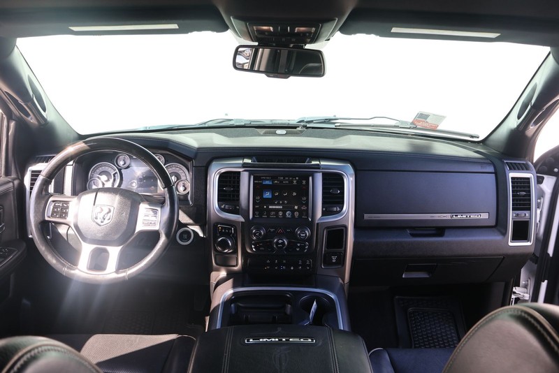 Ram 1500 Vehicle Full-screen Gallery Image 25