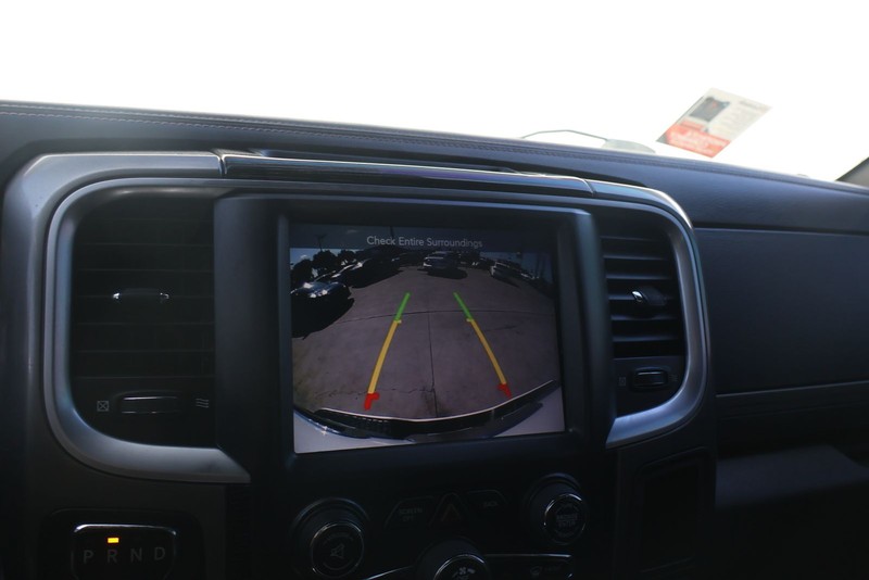 Ram 1500 Vehicle Full-screen Gallery Image 32