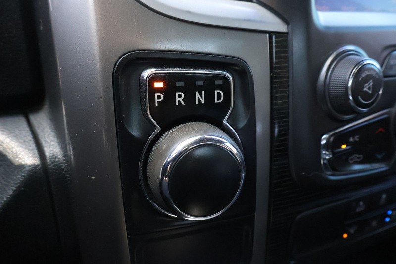 Ram 1500 Vehicle Full-screen Gallery Image 35