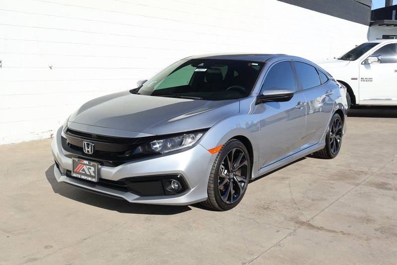 Honda Civic Sedan Vehicle Full-screen Gallery Image 11