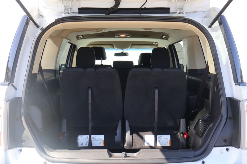 Ford Flex Vehicle Full-screen Gallery Image 08