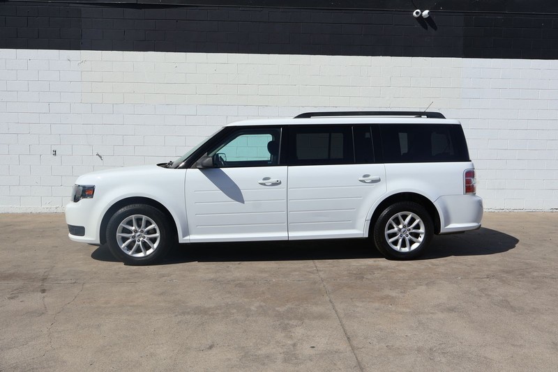 Ford Flex Vehicle Full-screen Gallery Image 10
