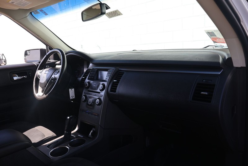 Ford Flex Vehicle Full-screen Gallery Image 19