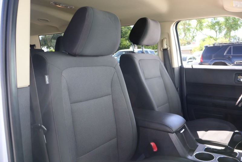 Ford Flex Vehicle Full-screen Gallery Image 20