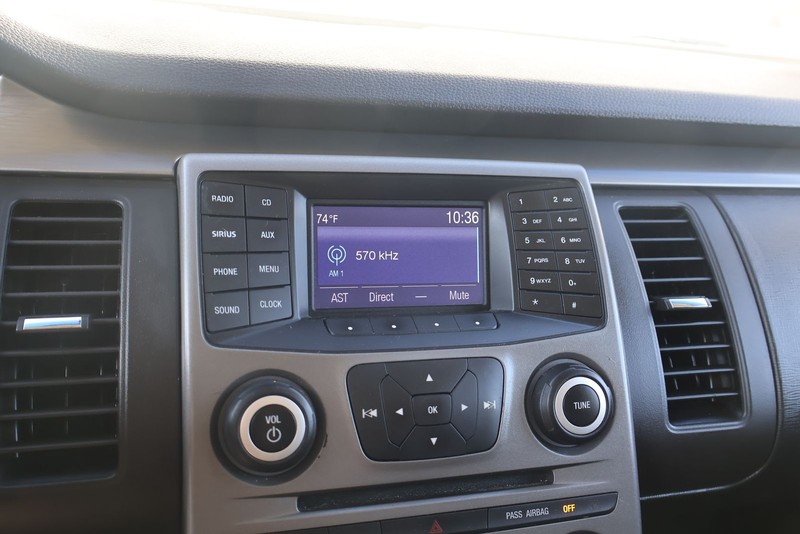 Ford Flex Vehicle Full-screen Gallery Image 29