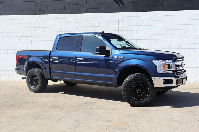 Ford F-150 Vehicle Full-screen Gallery Image 01