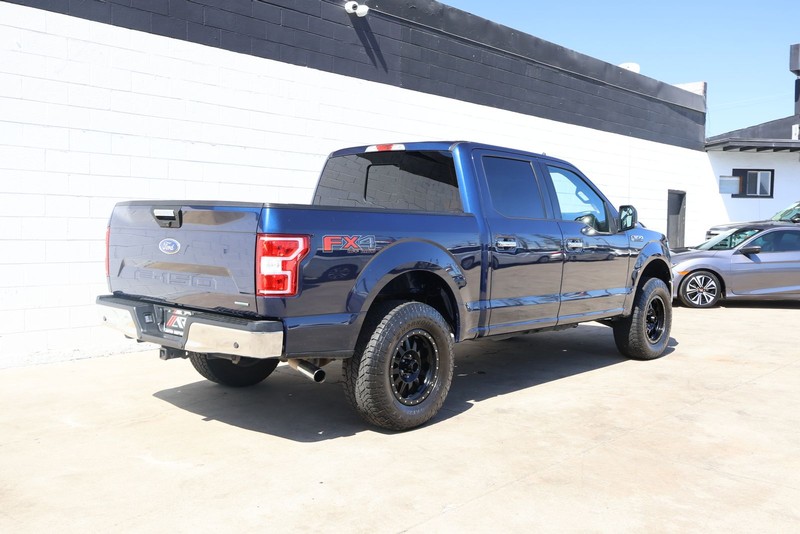Ford F-150 Vehicle Full-screen Gallery Image 05