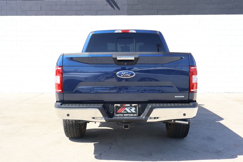 Ford F-150 Vehicle Full-screen Gallery Image 06