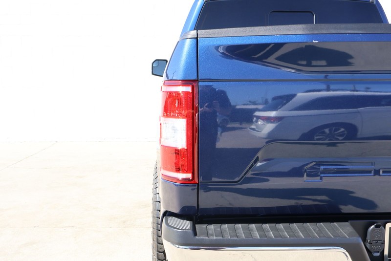 Ford F-150 Vehicle Full-screen Gallery Image 07