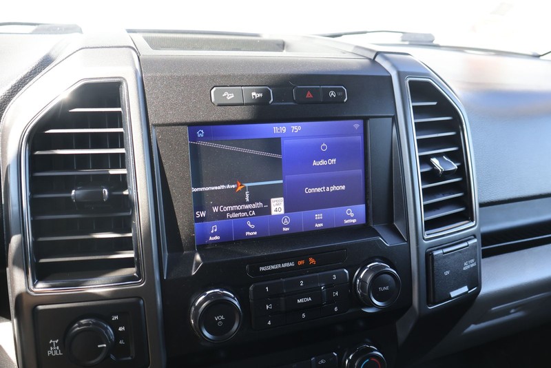 Ford F-150 Vehicle Full-screen Gallery Image 29