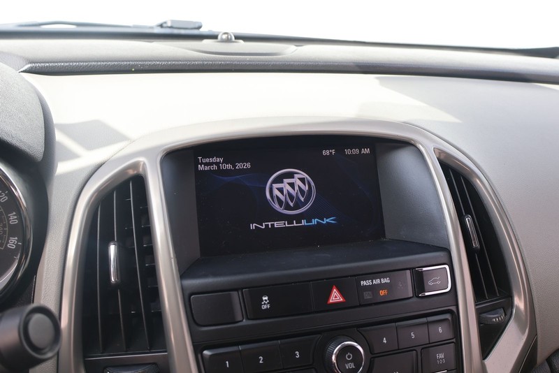Buick Verano Vehicle Full-screen Gallery Image 28