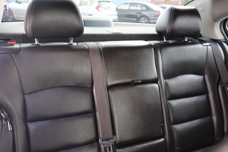 Chevrolet Cruze Vehicle Full-screen Gallery Image 21