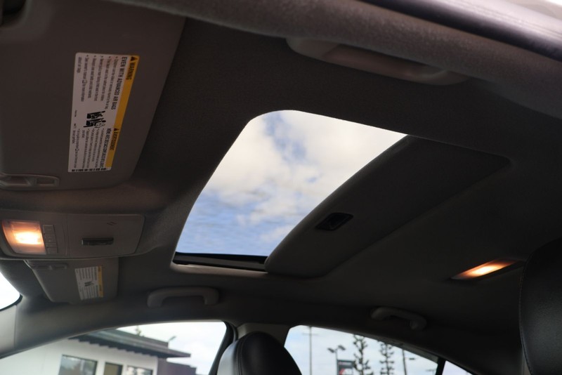 Chevrolet Cruze Vehicle Full-screen Gallery Image 25