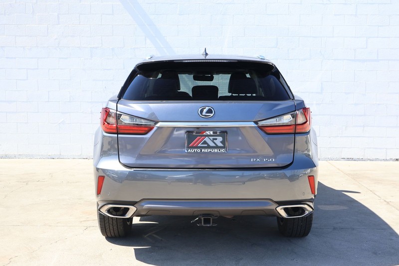 Lexus RX 350 Vehicle Full-screen Gallery Image 06