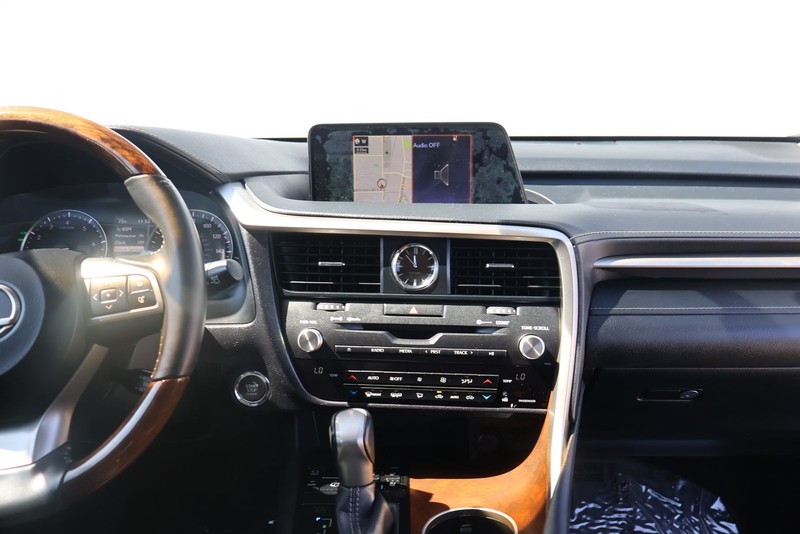 Lexus RX 350 Vehicle Full-screen Gallery Image 30