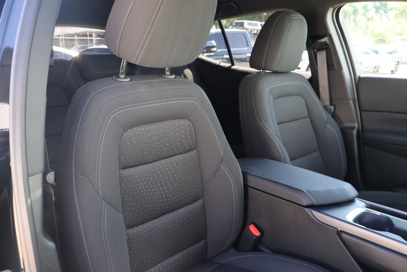 Chevrolet Equinox EV Vehicle Full-screen Gallery Image 20