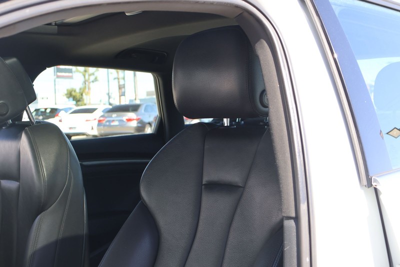 Audi A3 Sportback e-tron Vehicle Full-screen Gallery Image 18