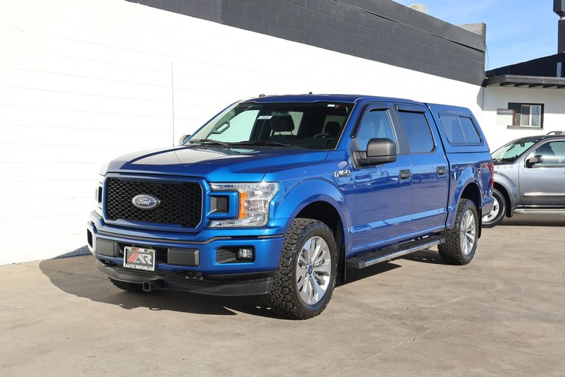 Ford F-150 Vehicle Full-screen Gallery Image 12