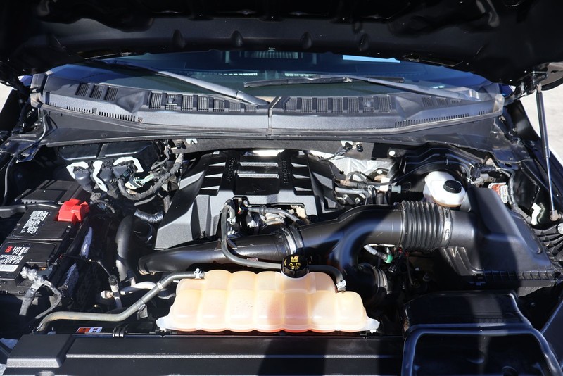 Ford F-150 Vehicle Full-screen Gallery Image 13