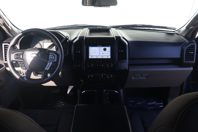 Ford F-150 Vehicle Full-screen Gallery Image 23