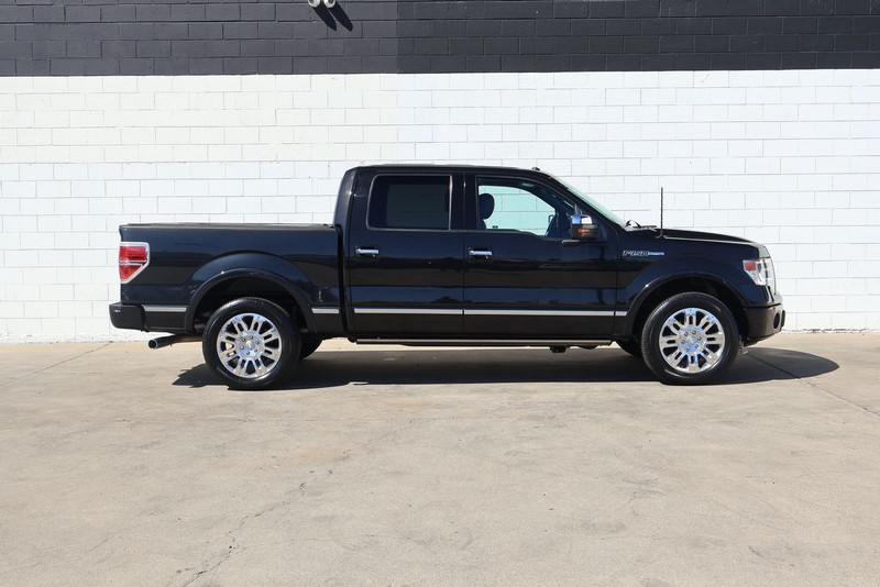 Ford F-150 Vehicle Full-screen Gallery Image 01