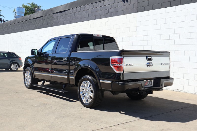 Ford F-150 Vehicle Full-screen Gallery Image 09