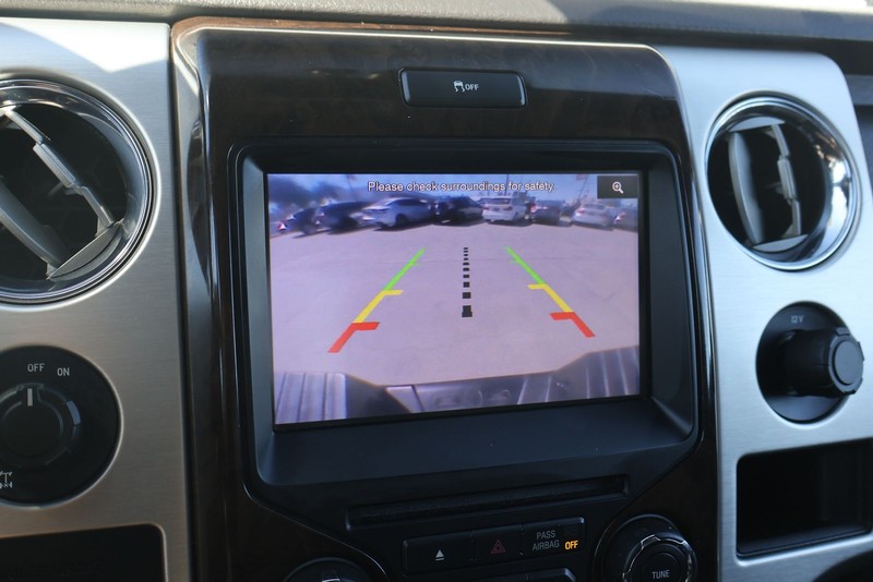 Ford F-150 Vehicle Full-screen Gallery Image 31