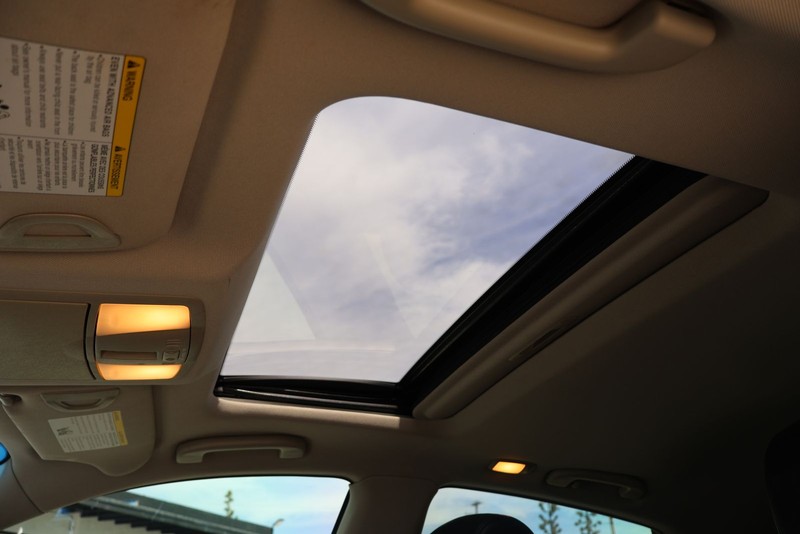 INFINITI QX50 Vehicle Full-screen Gallery Image 34