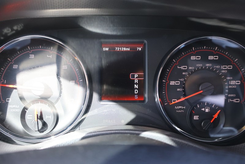 Dodge Charger Vehicle Full-screen Gallery Image 22