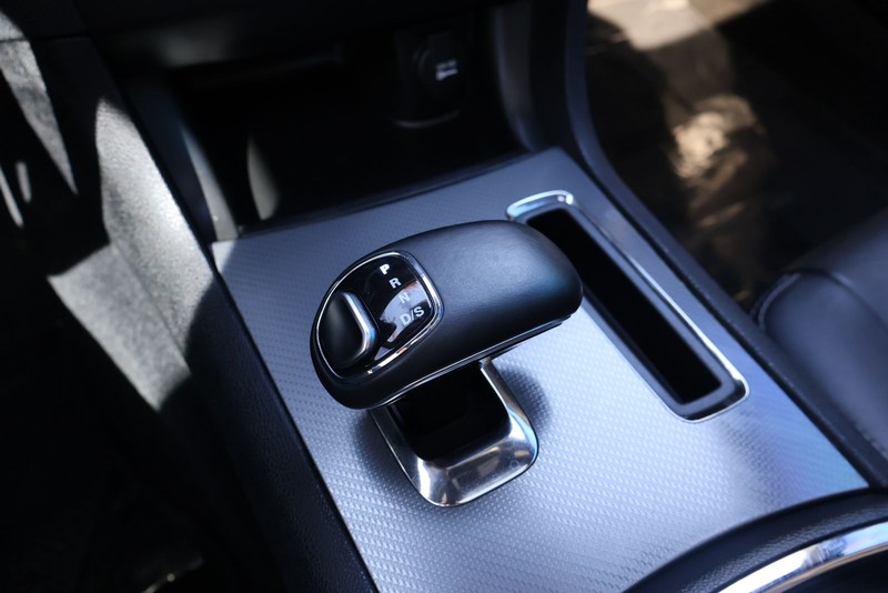 Dodge Charger Vehicle Full-screen Gallery Image 29