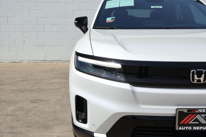 Honda Prologue Vehicle Full-screen Gallery Image 03