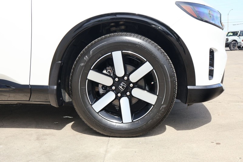 Honda Prologue Vehicle Full-screen Gallery Image 13