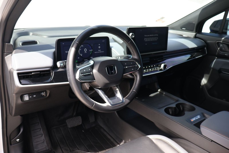 Honda Prologue Vehicle Full-screen Gallery Image 16