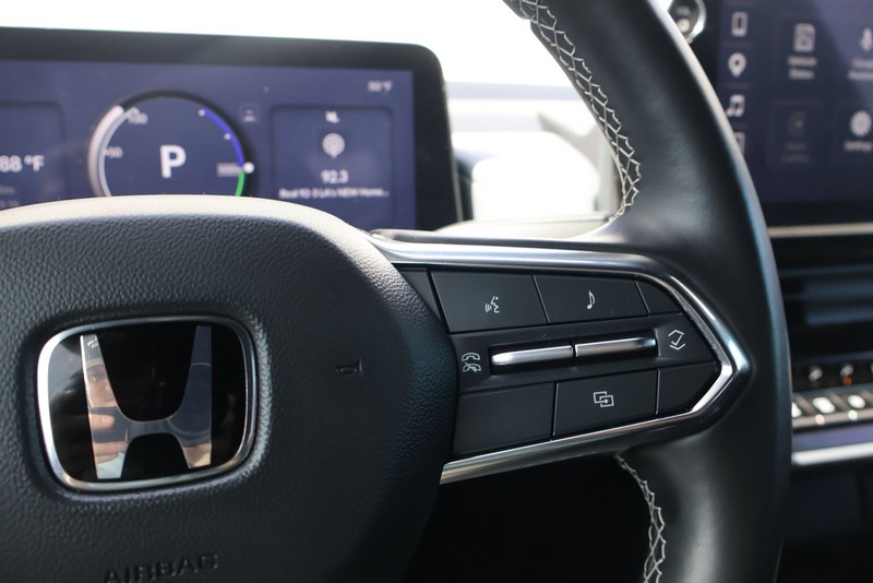 Honda Prologue Vehicle Full-screen Gallery Image 27